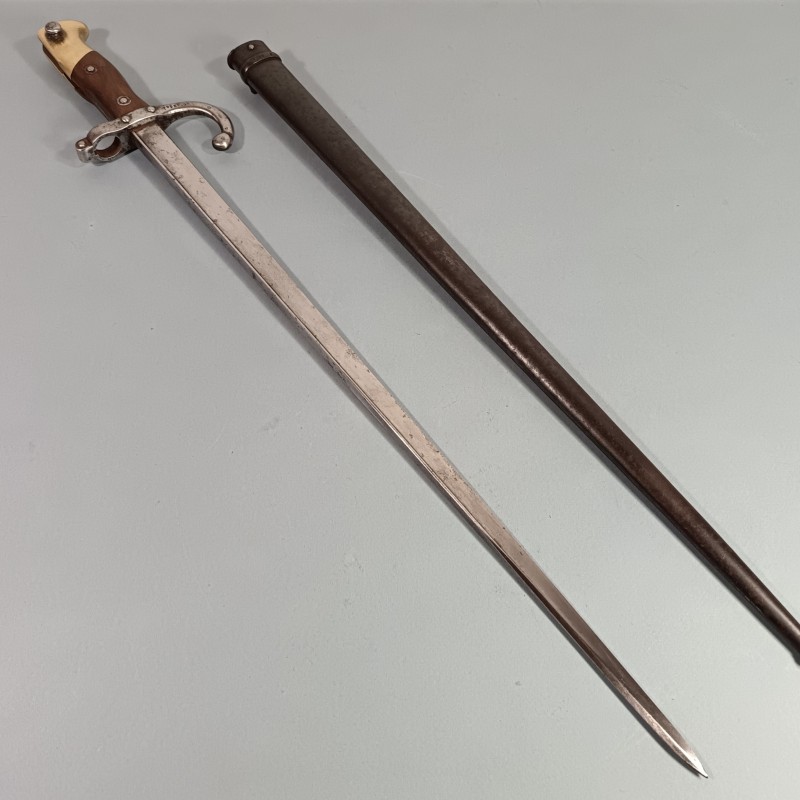 BAIONNETTE POUR FUSIL GRAS FRANCAIS MODELE 1874 AU MEME NUMERO MANUFACTURE D'ARMES DE ST ETIENNE JANVIER 1880